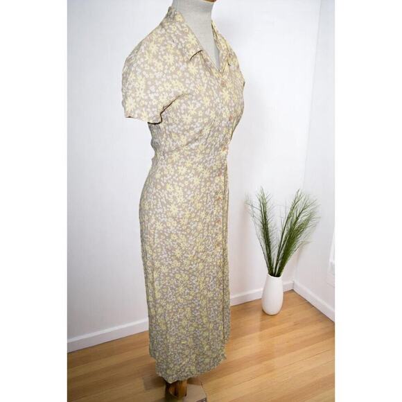 Vintage Y2K Old Navy Button Front Midi Dress – Size 2 – Daisy Floral Rayon - Picture 5 of 16
